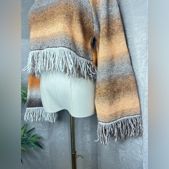 NEW Zara Brown & Orange Ombre Fringe Knit Crop Sweater Sz Small - Picture 7 of 12